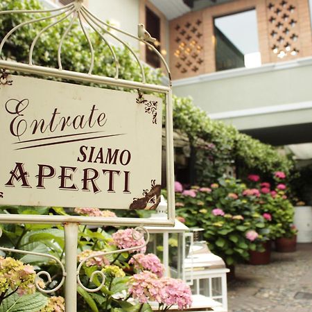 Albergo & Ristorante Selvatico Rivanazzano Terme Buitenkant foto