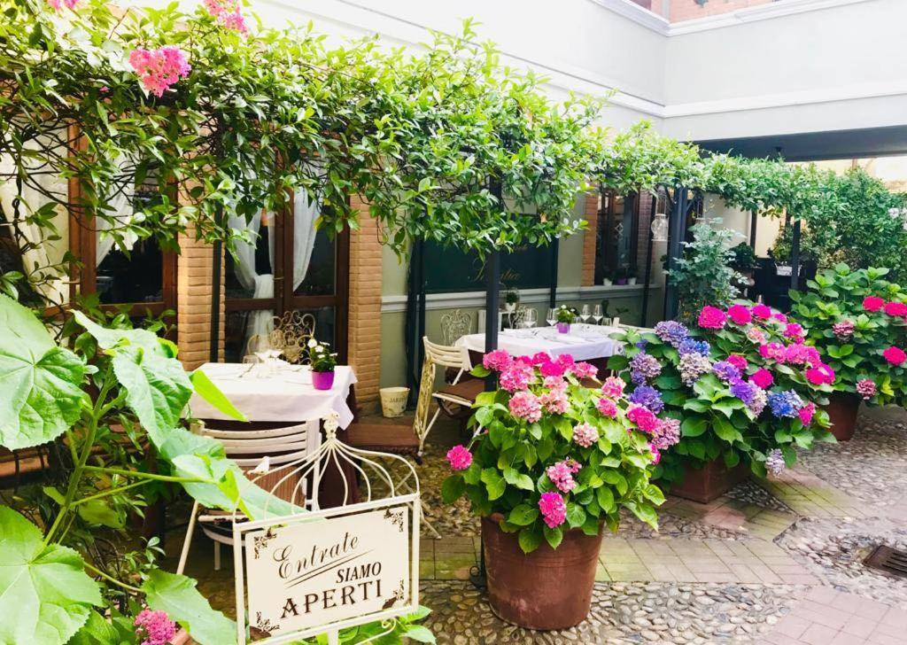 Albergo & Ristorante Selvatico Rivanazzano Terme Buitenkant foto