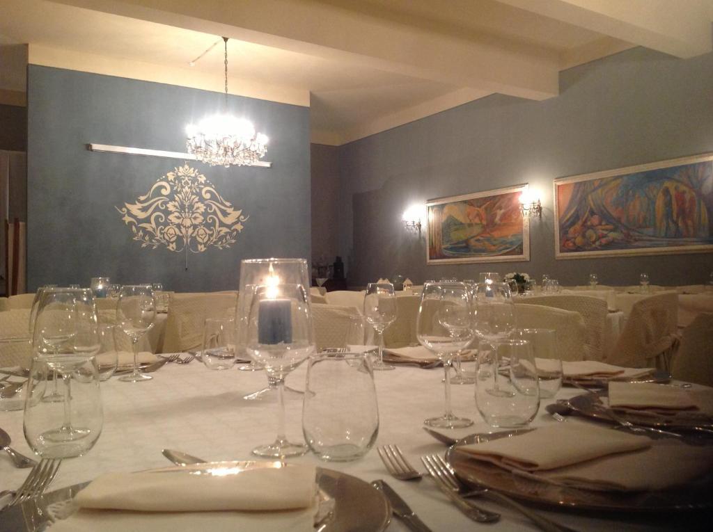 Albergo & Ristorante Selvatico Rivanazzano Terme Buitenkant foto